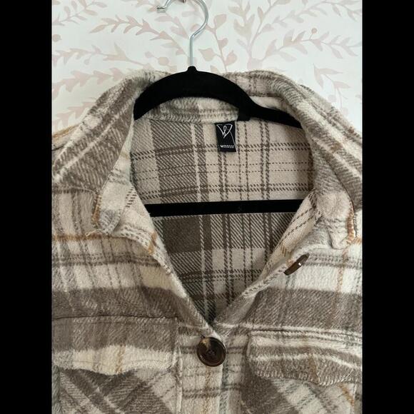 Windsor Warm Plaid Button-Up Shirt - Stylish Cozy L - Picture 2 of 6